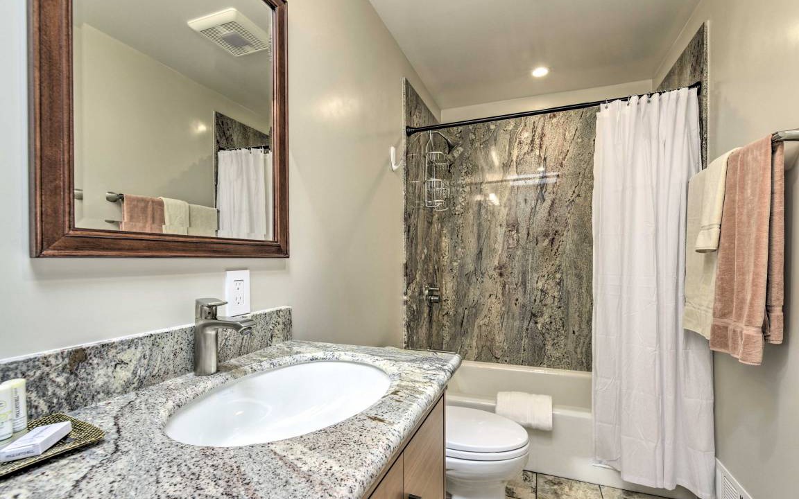 Photo of Bathroom in East End