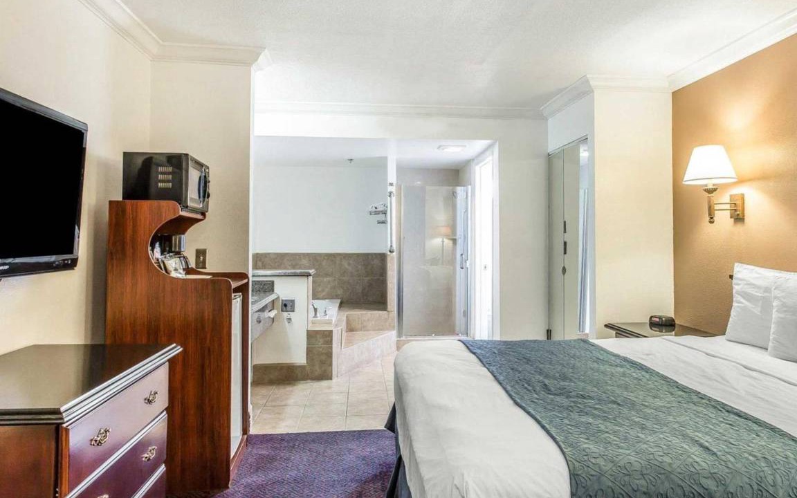 Photo of Bedroom in Hemet