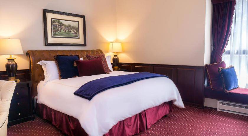 Photo of Bedroom in Golden Rectangle