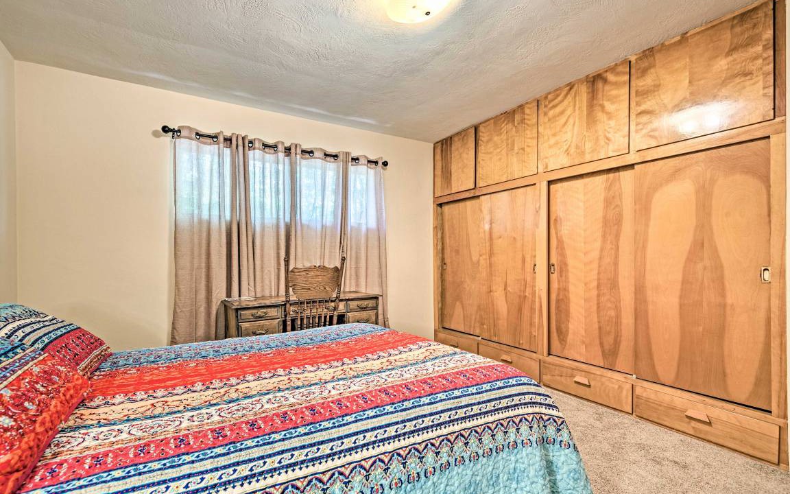 Photo of Bedroom in Kernville