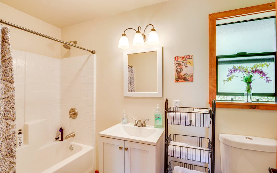Photo of Bathroom in Julian