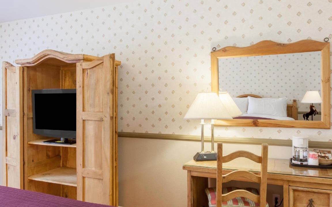 Photo of Bedroom in Lebec