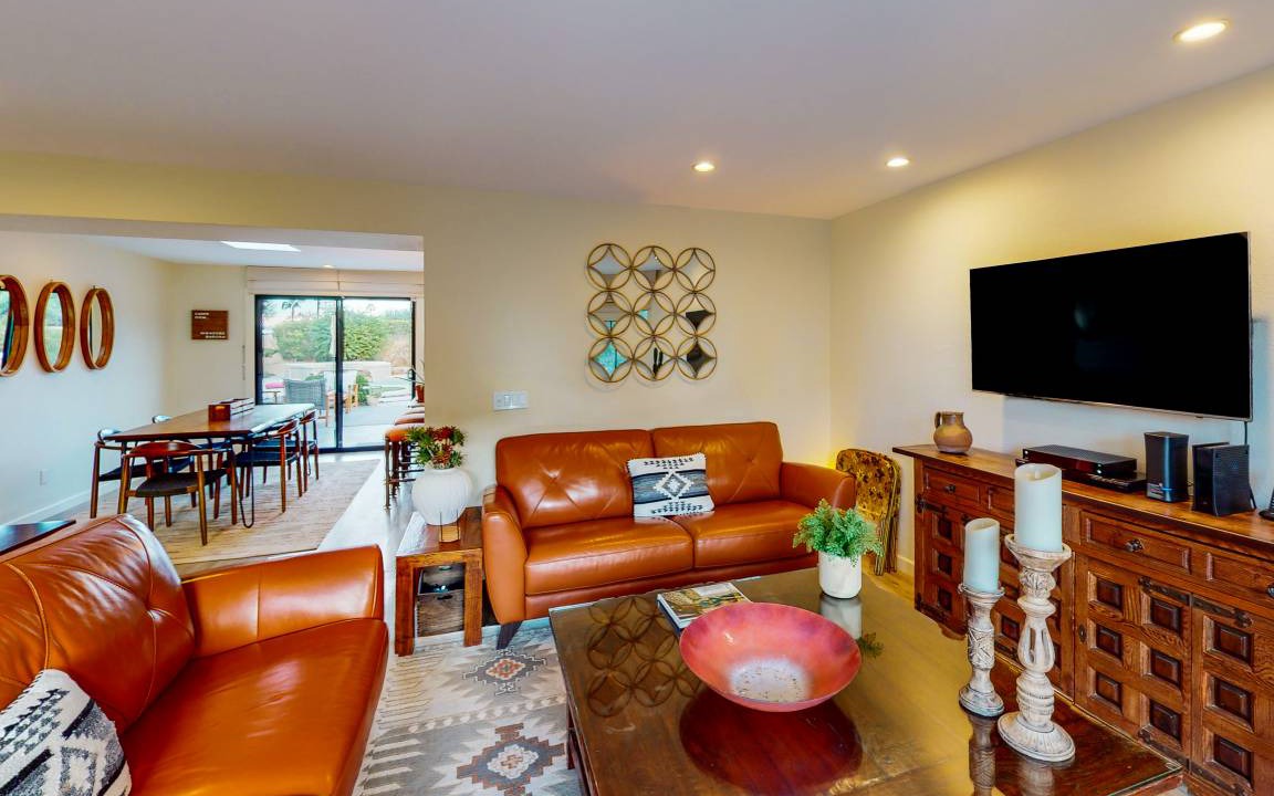 Photo of Livingroom in Araby Commons