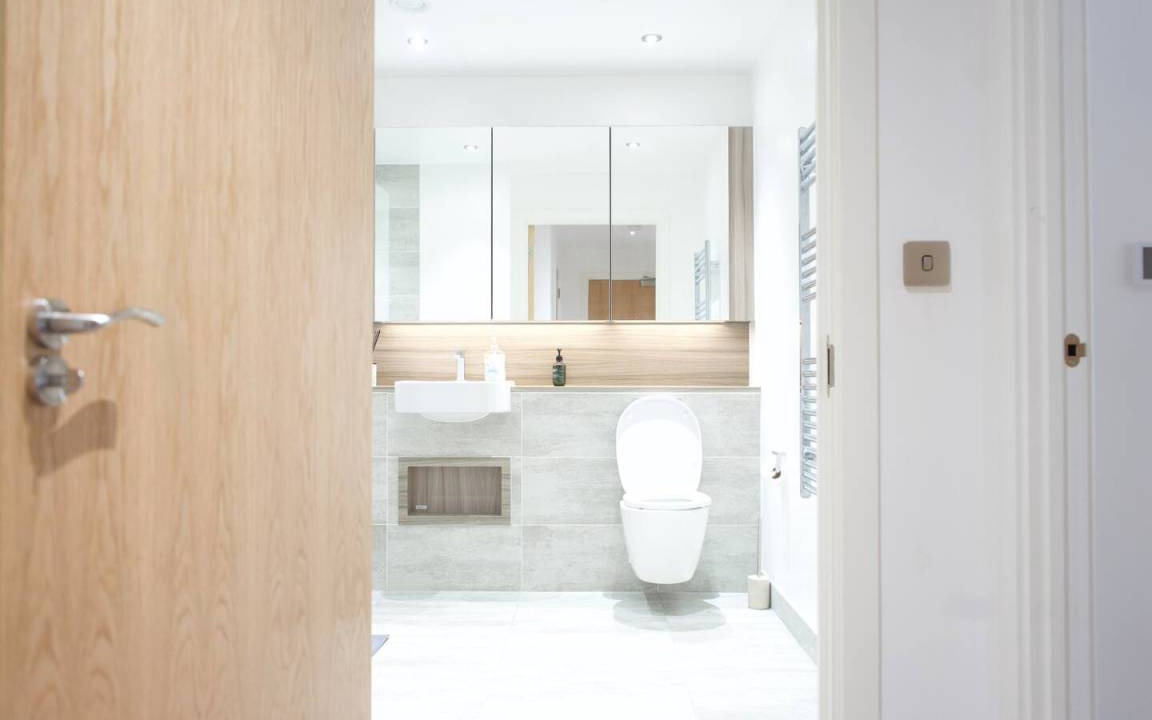 Photo of Bathroom in Royal Docks