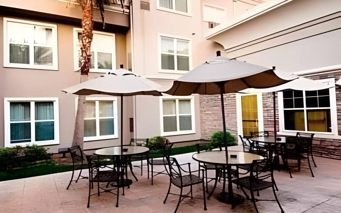 Photo of Patio Balcony in Corona
