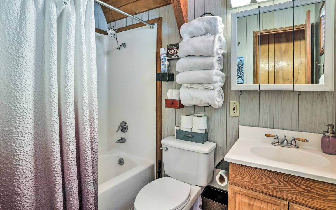Photo of Bathroom in Arrowbear Lake