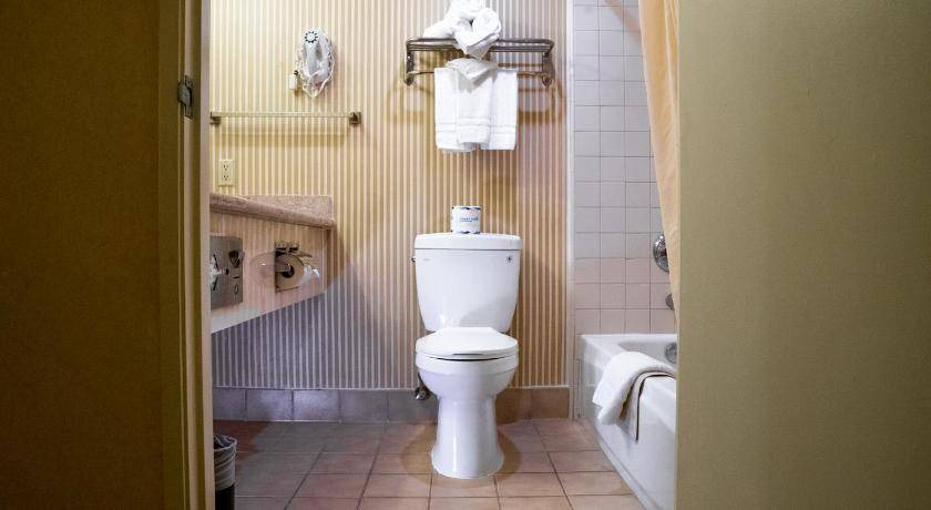 Photo of Bathroom in Anaheim Hills