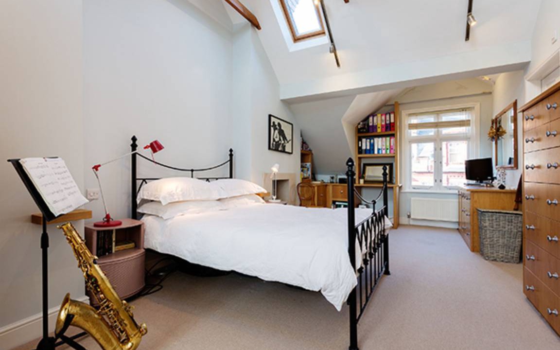 Photo of Bedroom in Gospel Oak