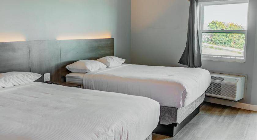 Photo of Bedroom in Westside Santa Cruz