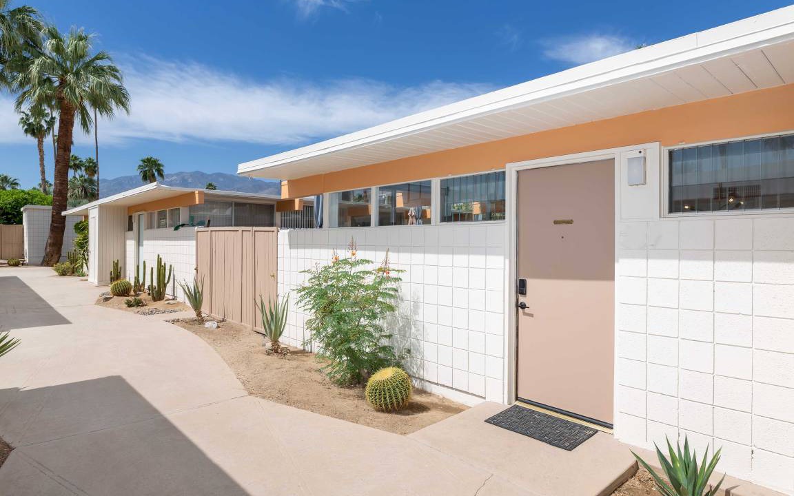 Photo of Buildings in Twin Palms
