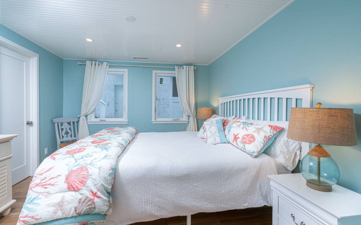 Photo of Bedroom in Newport Beach
