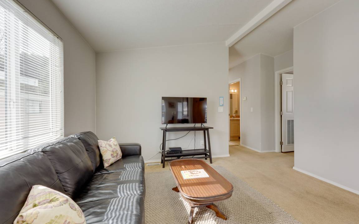 Photo of Livingroom in Oak View