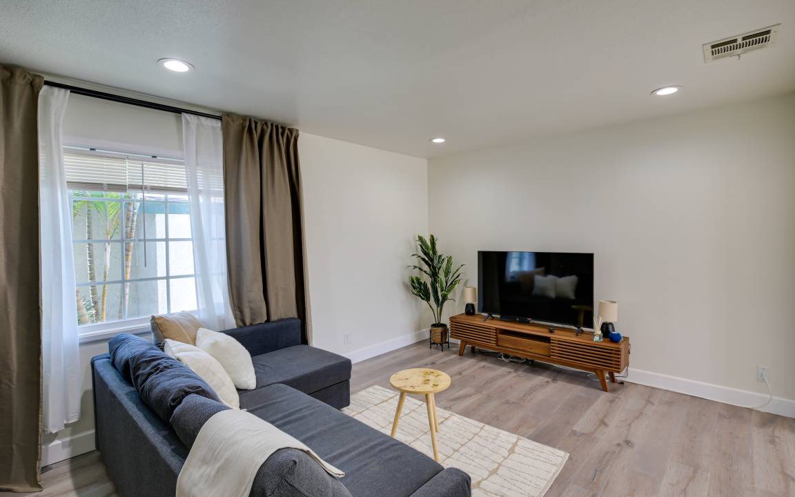 Photo of Livingroom in Westminster