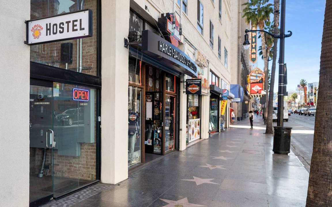 Photo of Others in Hollywood