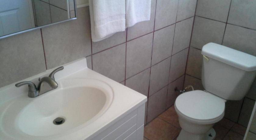 Photo of Bathroom in Boron