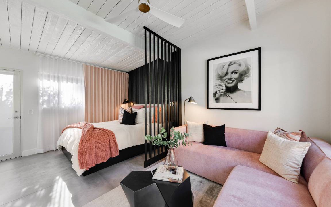 Photo of Bedroom in Historic Tennis Club