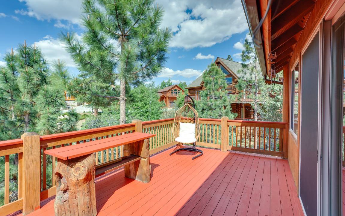 Photo of Patio Balcony in Castle Glen Estates