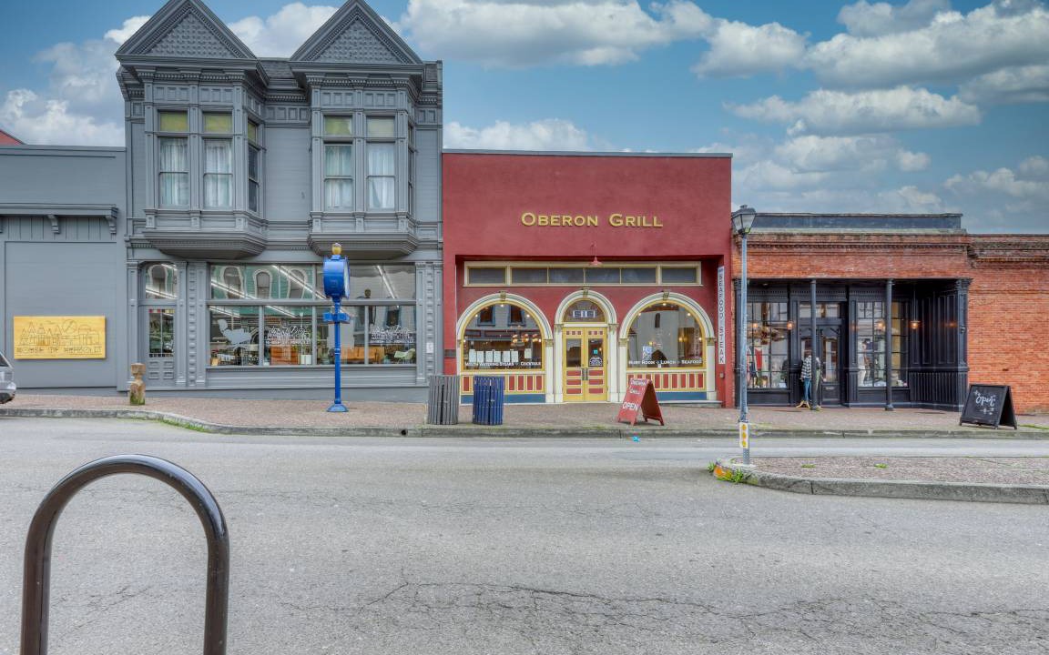 Photo of Others in Eureka