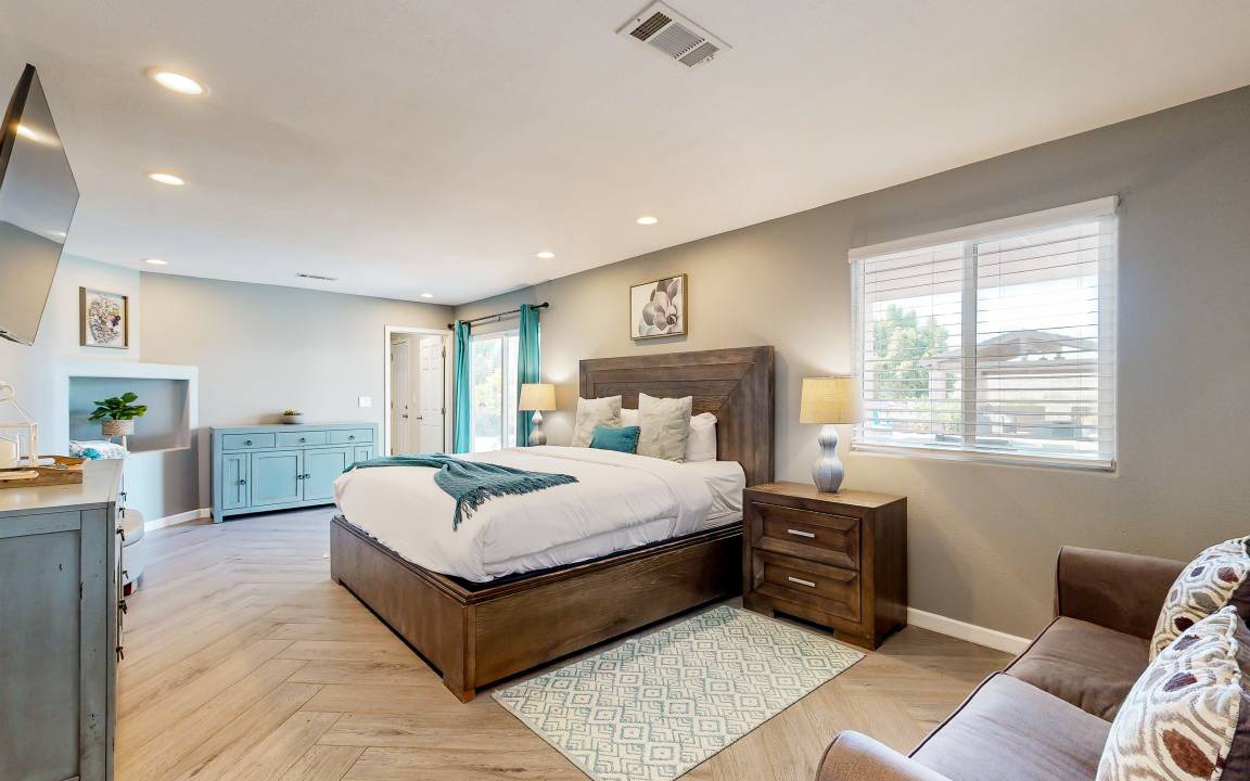 Photo of Bedroom in Indio Hills