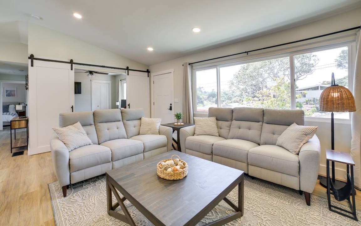 Photo of Livingroom in Del Rey Oaks