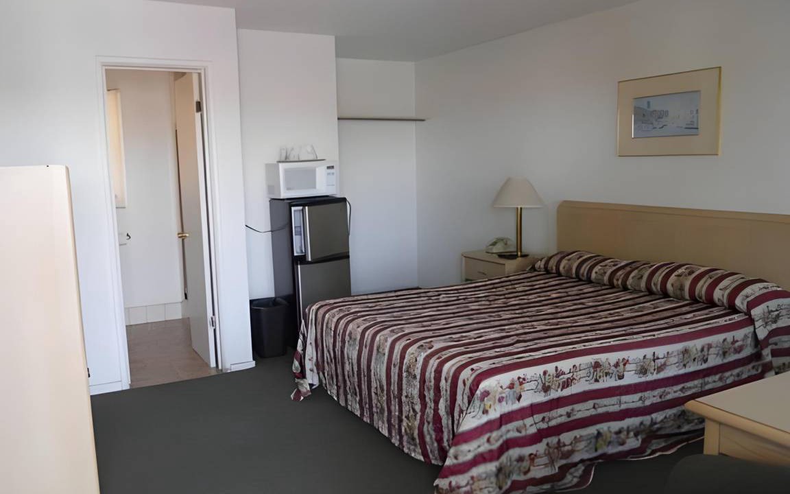 Photo of Bedroom in Boron