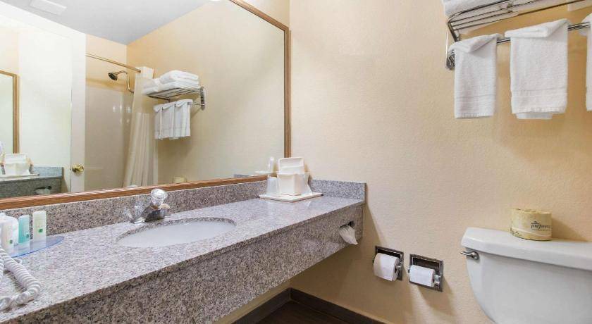 Photo of Bathroom in Crescent City