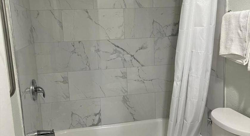 Photo of Bathroom in Sylmar