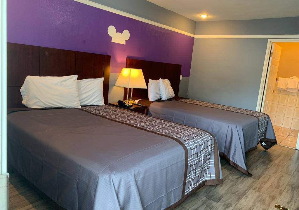 Photo of Bedroom in Anaheim Resort