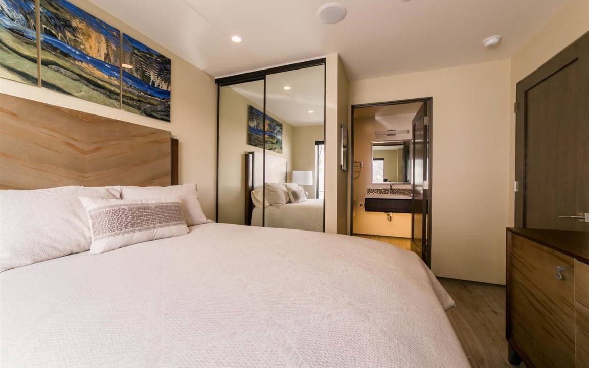 Photo of Bedroom in Balboa Peninsula