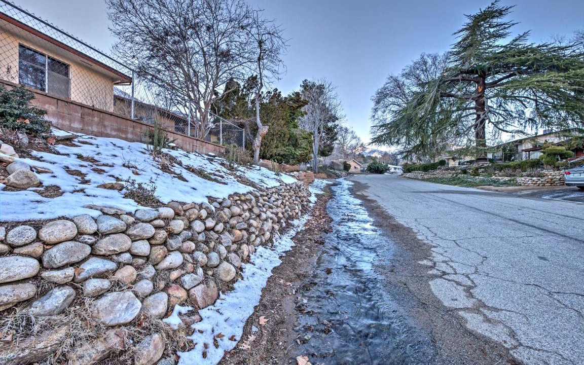 Photo of Buildings in Kernville