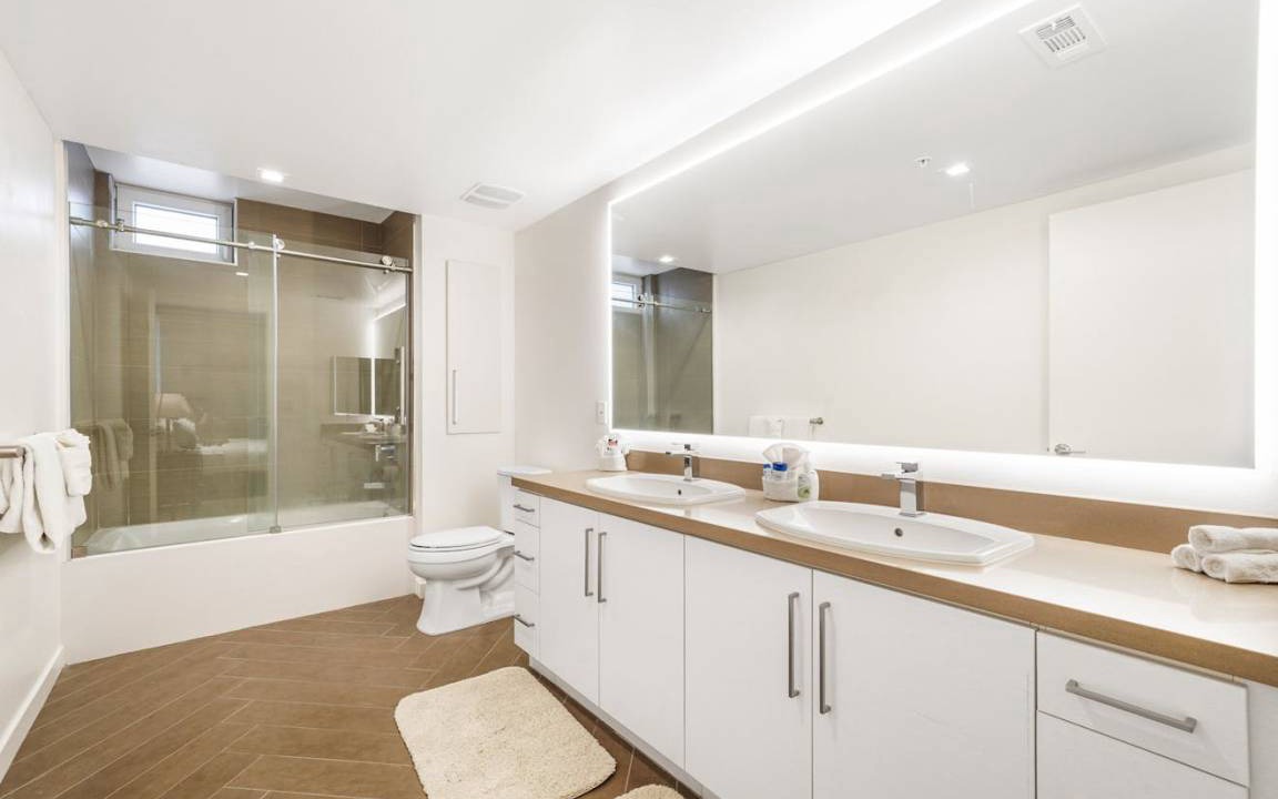Photo of Bathroom in Burbank
