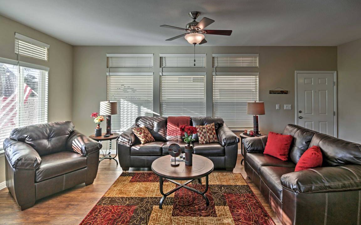 Photo of Livingroom in Needles