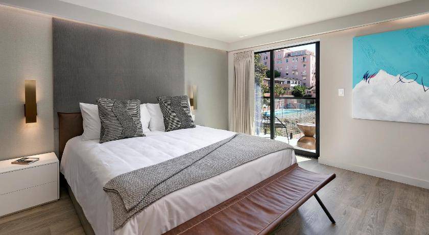 Photo of Bedroom in Village of La Jolla