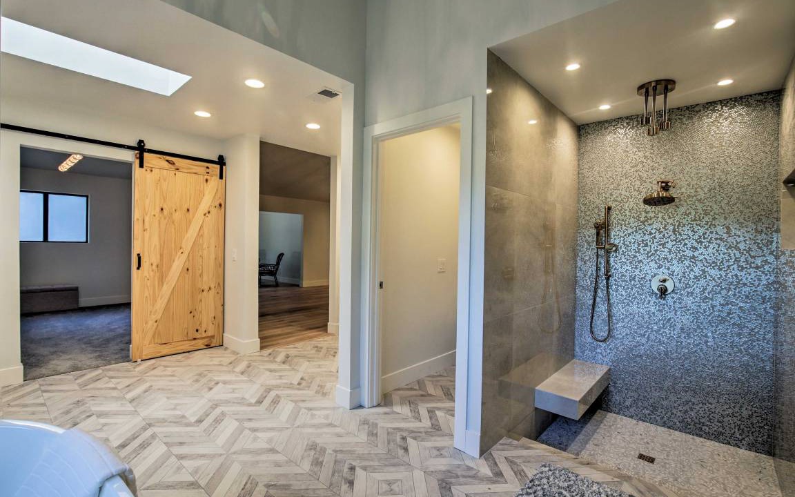 Photo of Bathroom in Valley Center