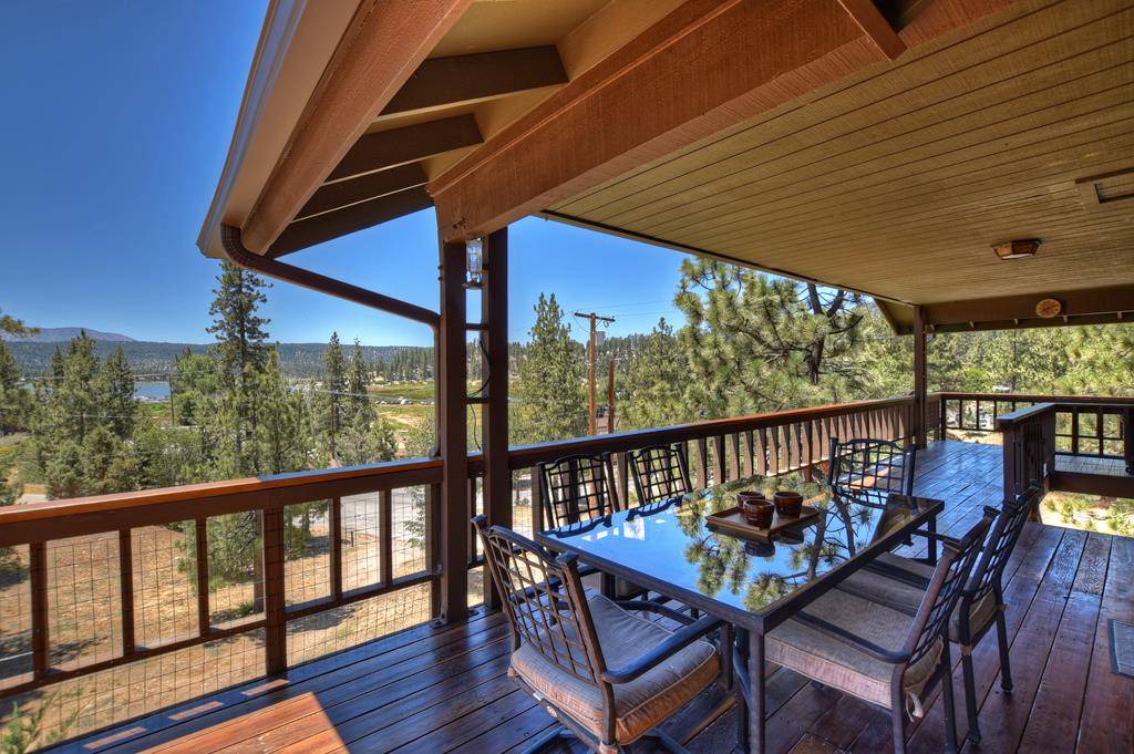 Photo of Patio Balcony in Fawnskin