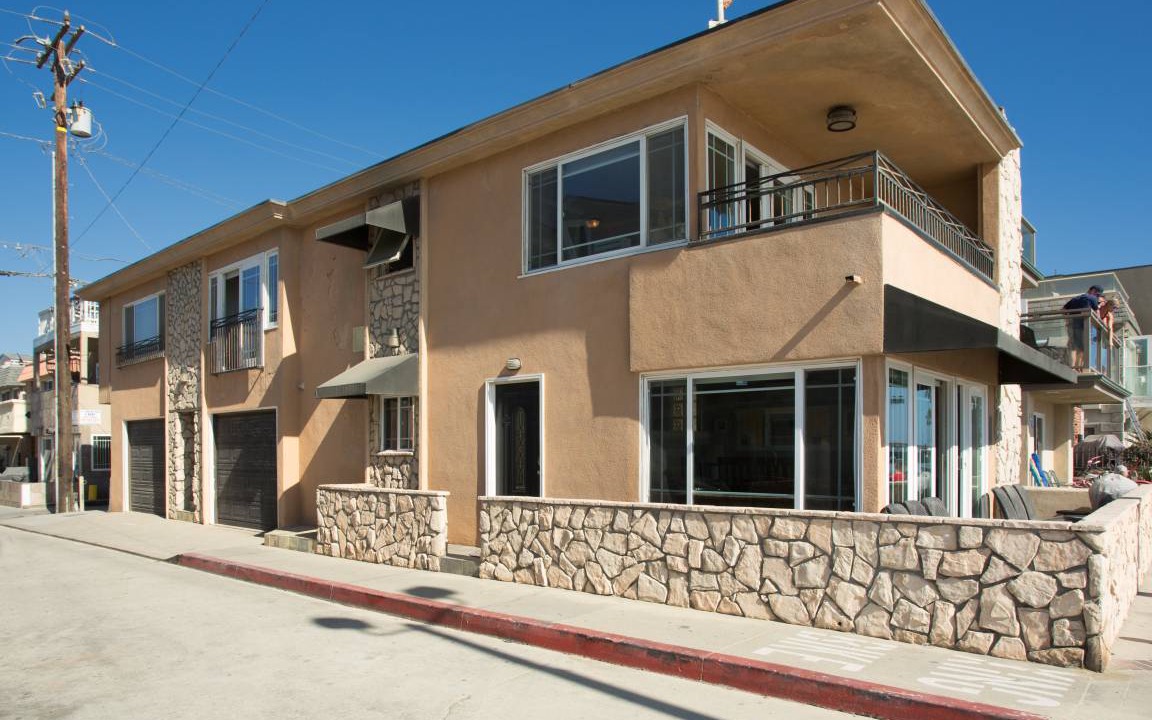 Photo of Buildings in West Newport