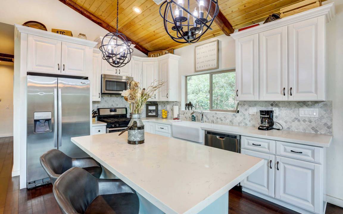 Photo of Kitchen in Upper Moonridge