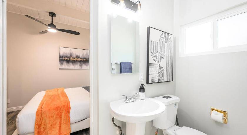 Photo of Bathroom in Fullerton