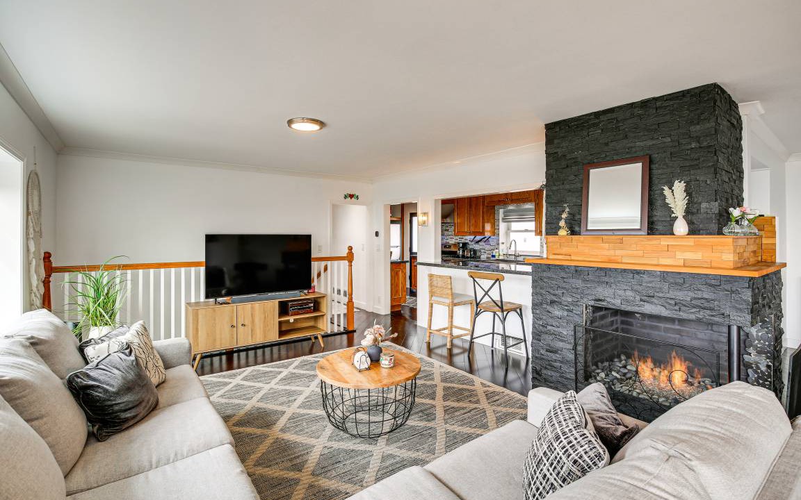 Photo of Livingroom in Whittier