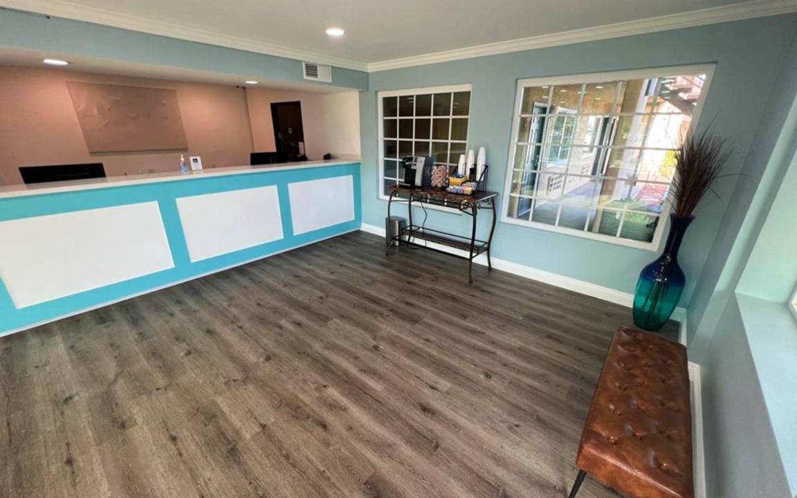 Photo of Livingroom in Anaheim Resort