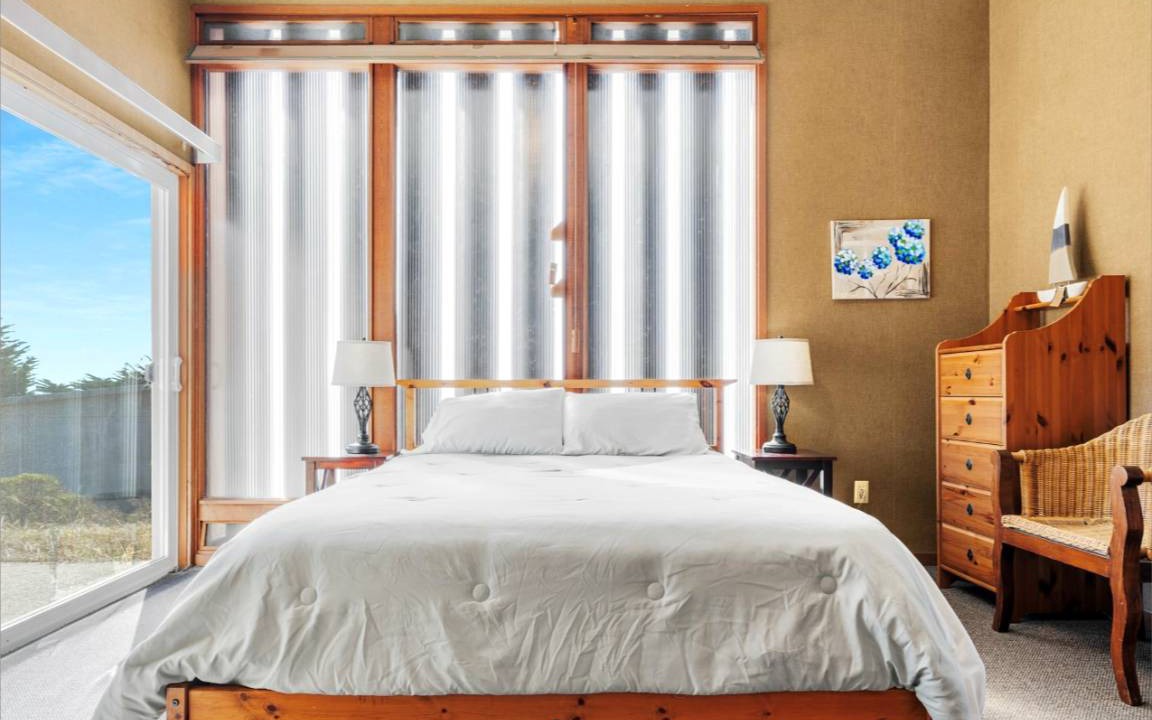 Photo of Bedroom in Dillon Beach