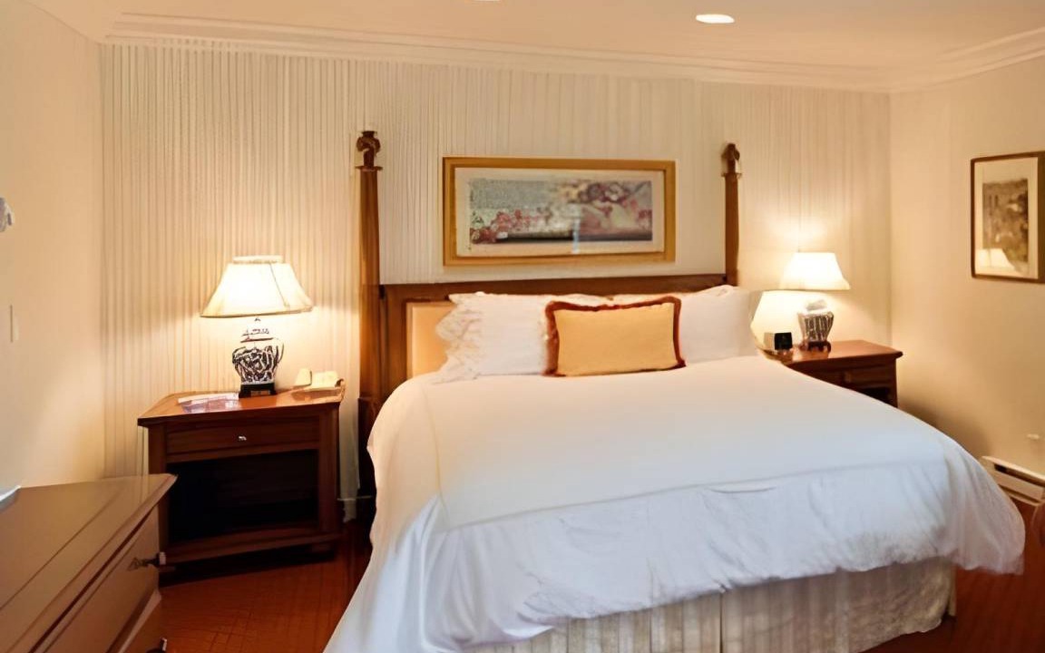 Photo of Bedroom in Golden Rectangle