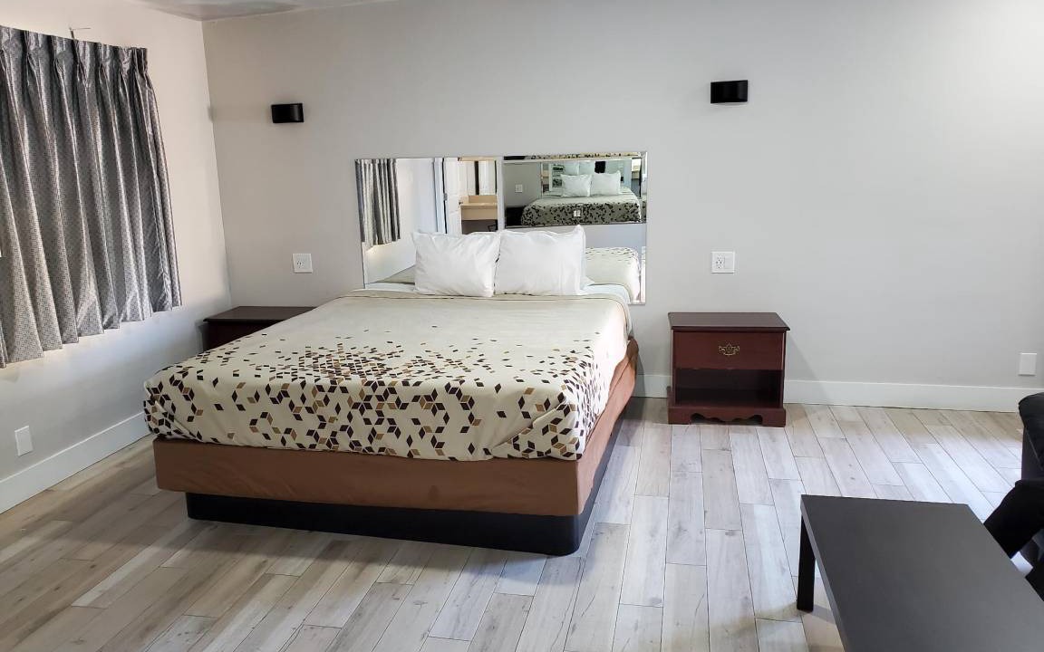 Photo of Bedroom in Compton