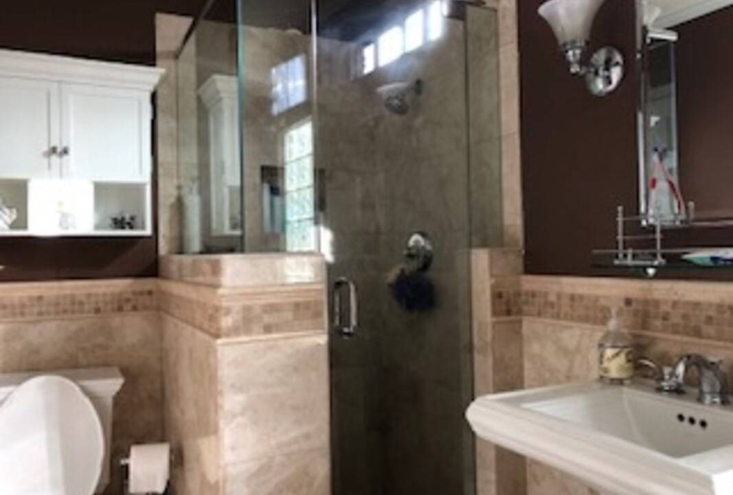 Photo of Bathroom in Magnolia Park