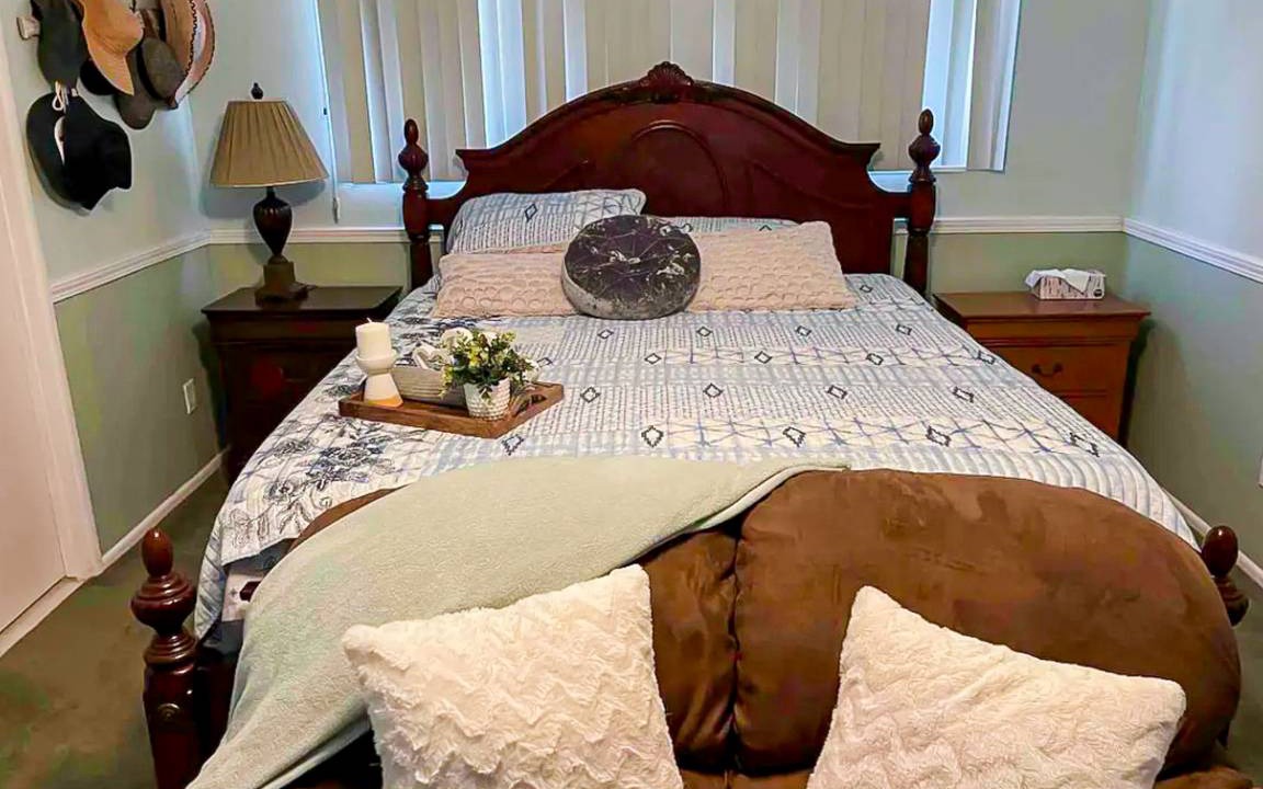 Photo of Bedroom in Victorville