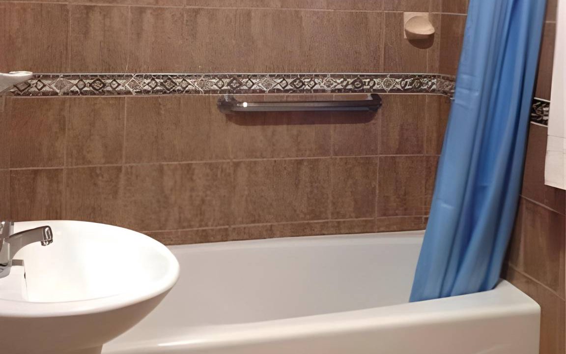 Photo of Bathroom in Sutter
