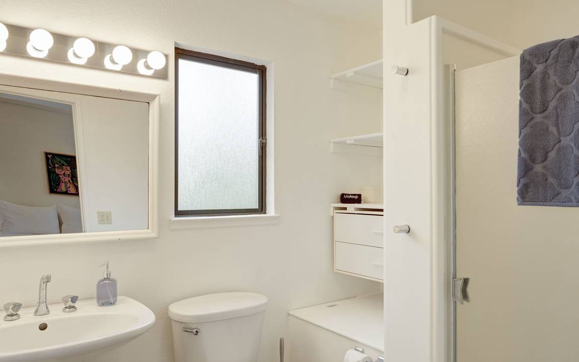Photo of Bathroom in Hatton Fields