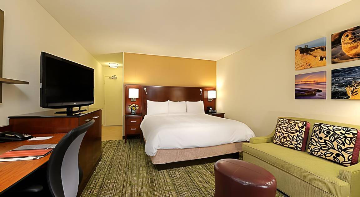 Photo of Bedroom in University City