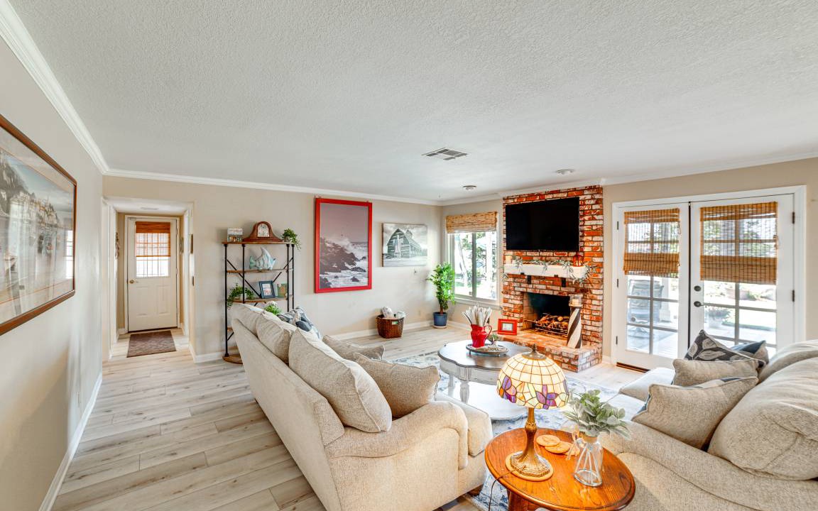 Photo of Others in Estates at Canyon Crest