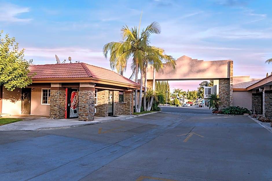 Photo of Others in Brea